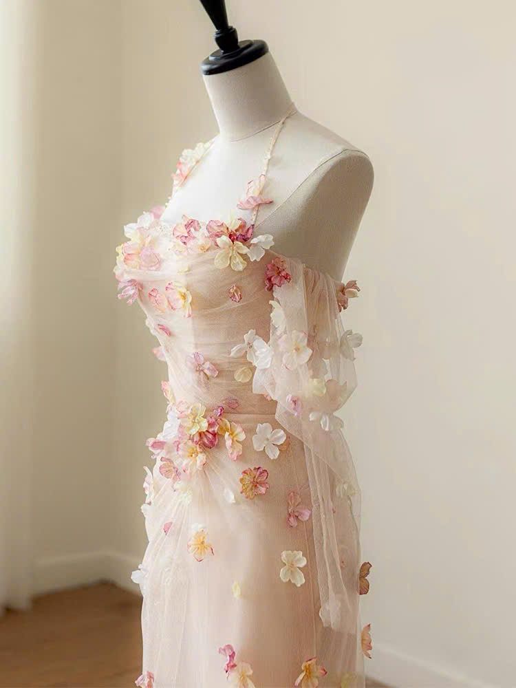  Váy Công Chúa Trễ Vai Đính Hoa 