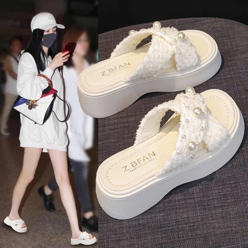  Dép Quai Ngang Đế Dày Đính Ngọc Trai 