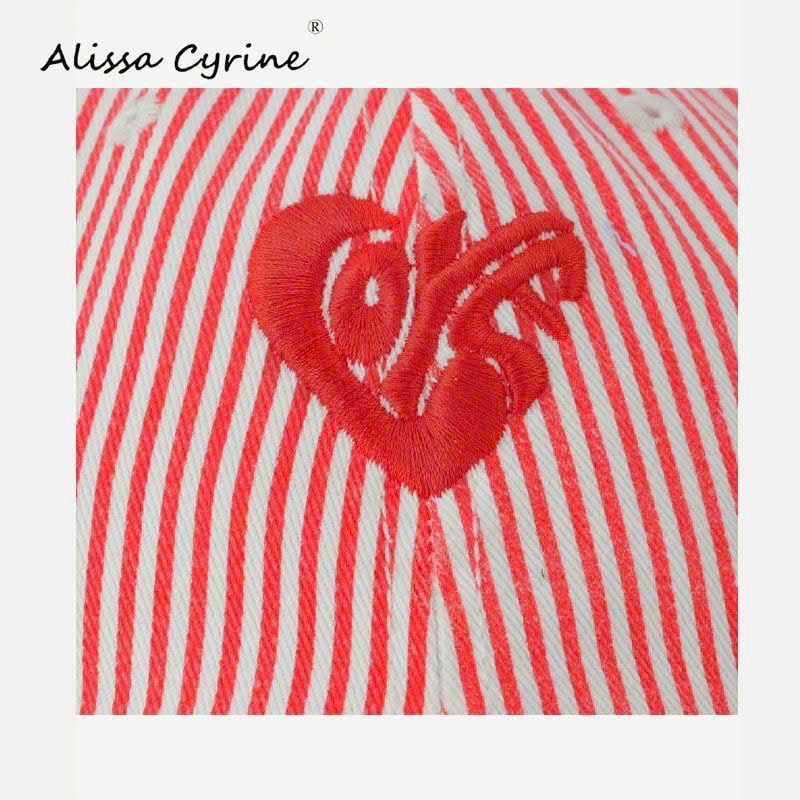  Nón Lưỡi Trai Thêu Trái Tim 