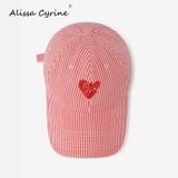  Nón Lưỡi Trai Thêu Trái Tim 