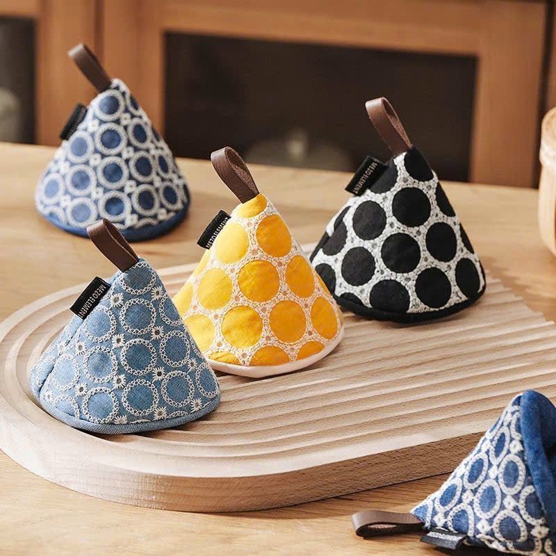  Mũ Chụp Chống Bỏng Hình Tam Giác 