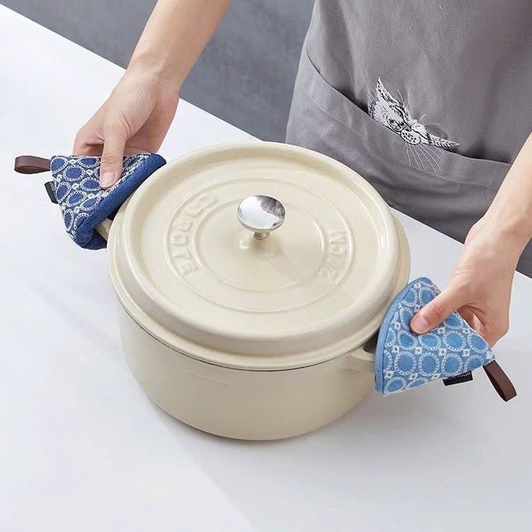  Mũ Chụp Chống Bỏng Hình Tam Giác 