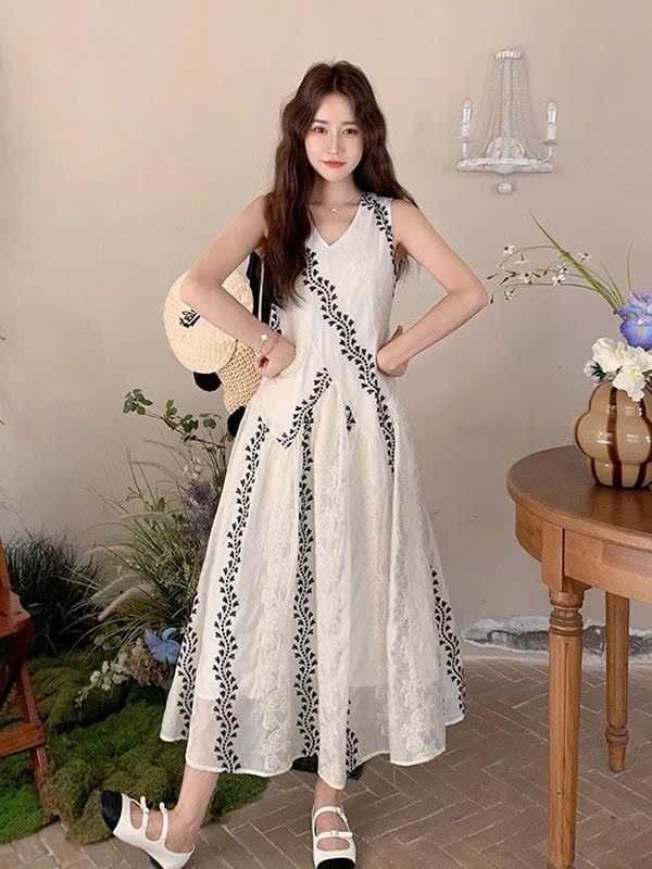  Đầm Liền Thân Tay Ngắn In Hoa Phối Ren 