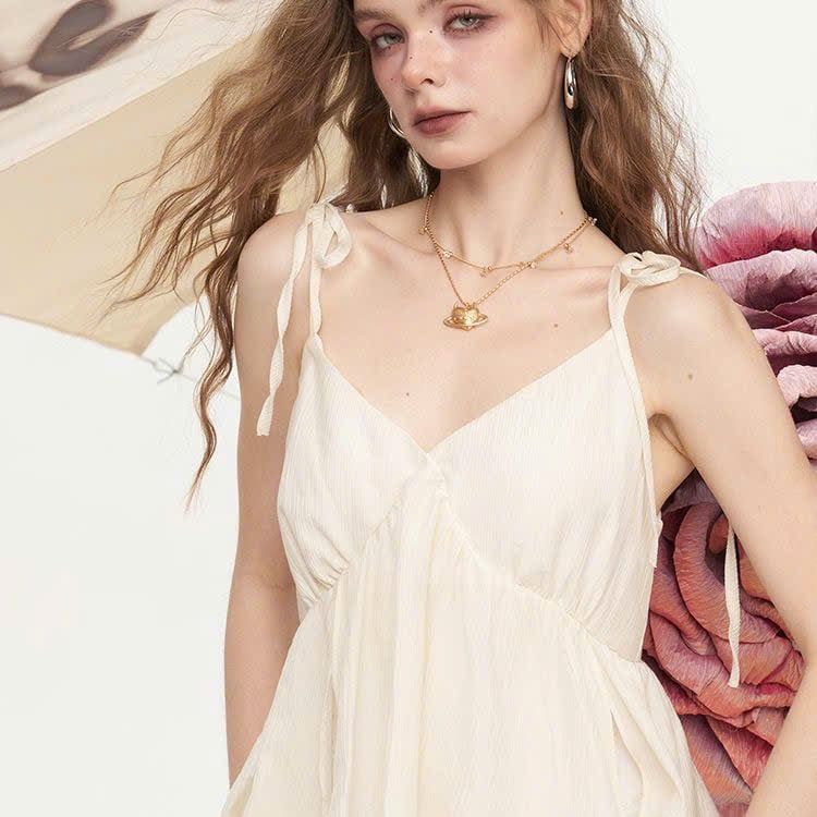  Váy Ren Trắng Ghép Mảnh 