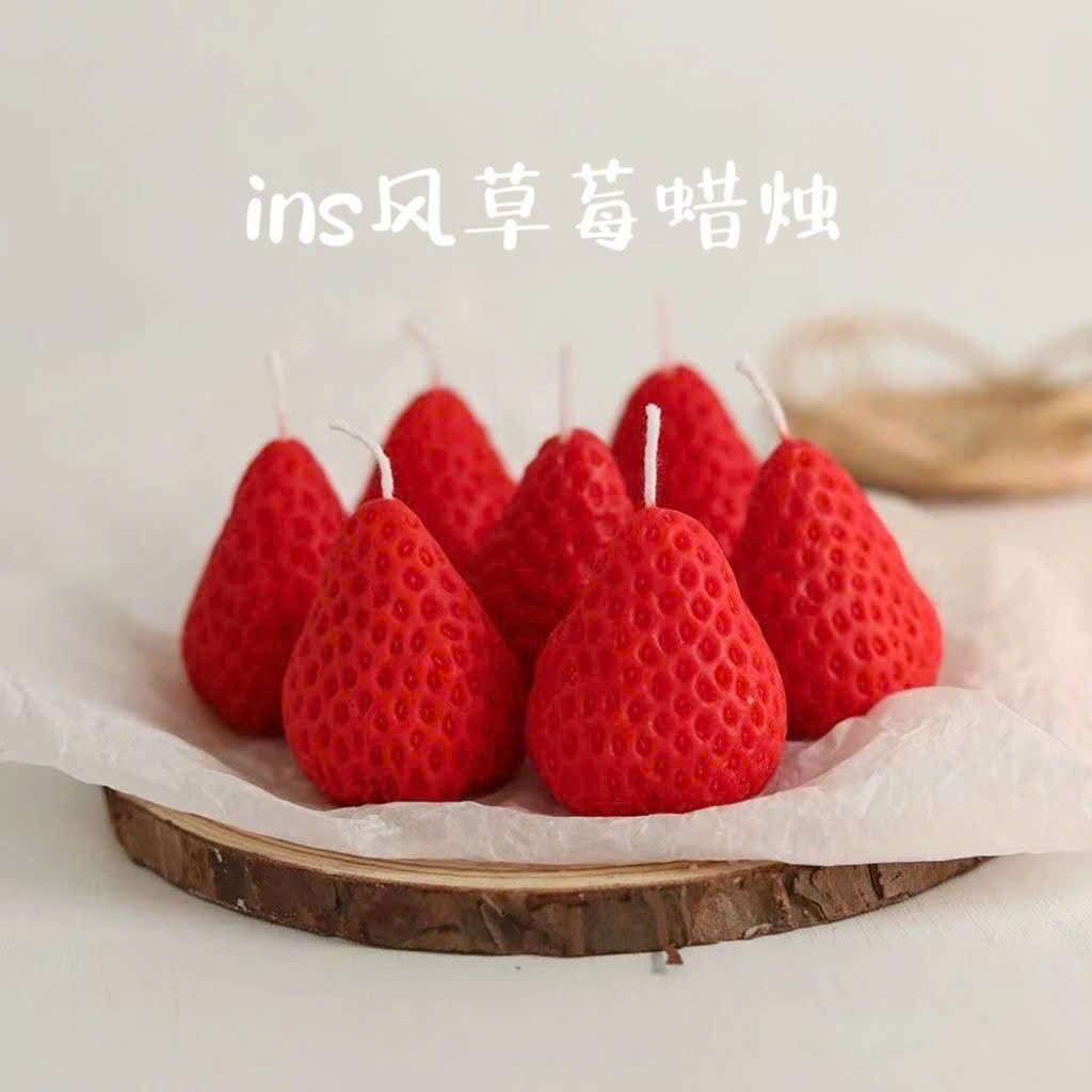  Nến Thơm Hình Quả Dâu Tây 