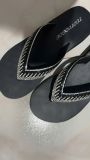  Dép Xỏ Ngón Đế Xuồng Đính Đá 