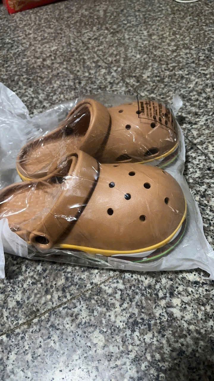 Dép Crocs Hoạ Tiết Bánh hamburger 