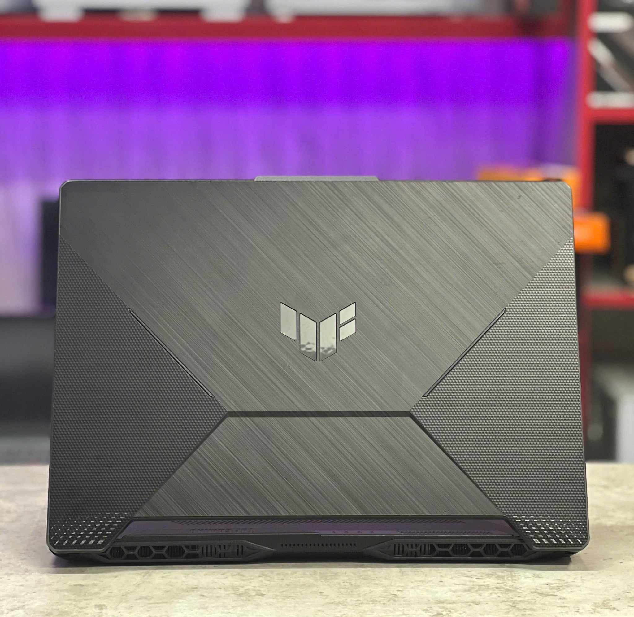 Laptop Asus TUF Gaming A15 FA506IHR HN019W Cũ Đẹp bàn phím