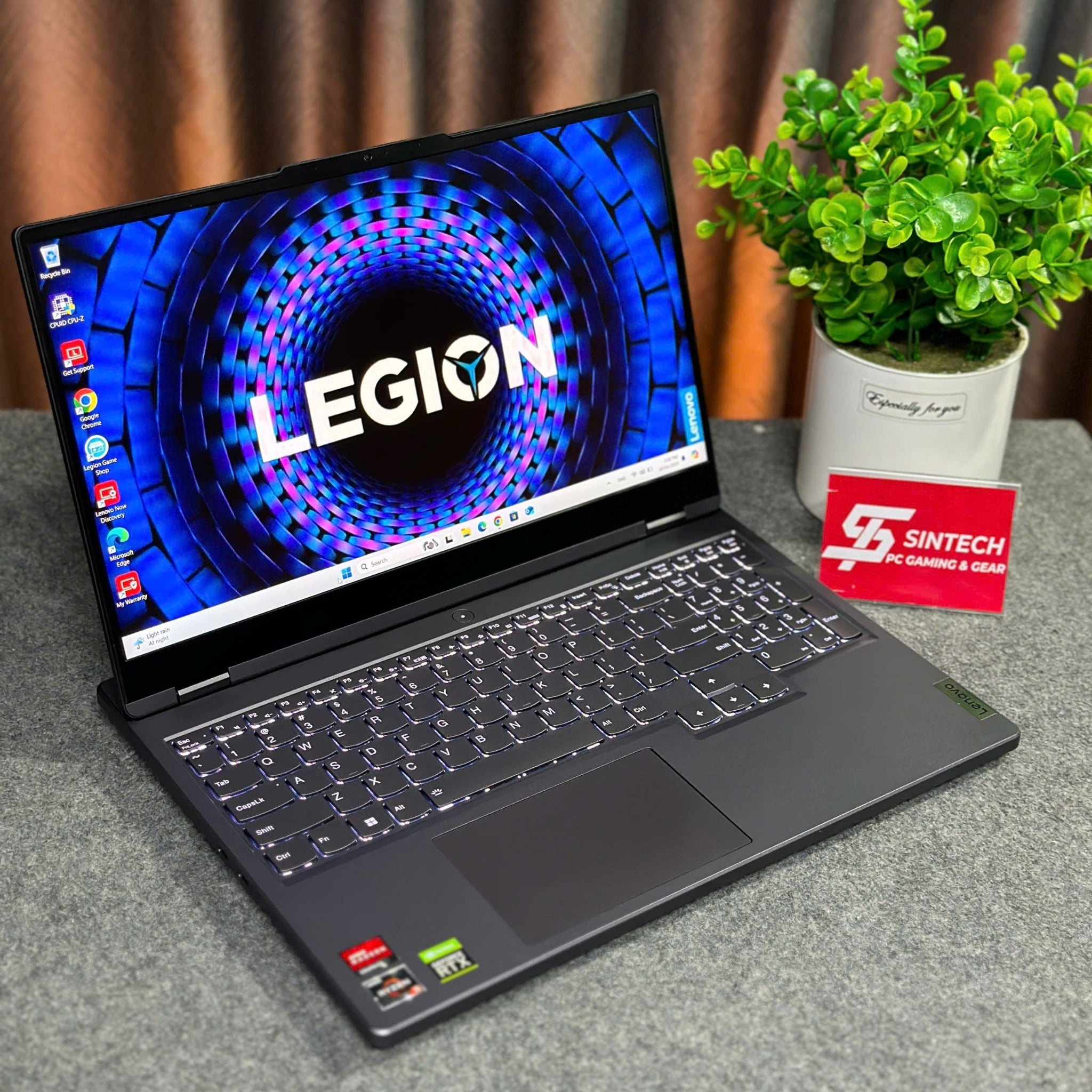 Laptop Gaming Lenovo Legion 5 15ARH7 82RE002WVN (Ryzen 5 6600H, RTX 3050 4GB, Ram 16GB DDR5, SSD 512GB, 15.6 Inch IPS FHD 165Hz, 100% sRGB, Win 11)