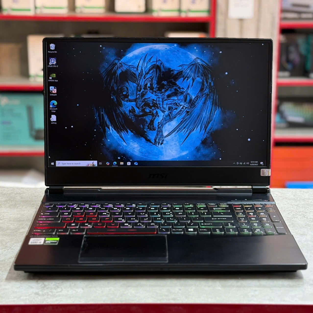 Laptop Gaming MSI GL65 9SDK 054VN Laptop Gaming MSI GL65 9SDK 054VN mặt trước
