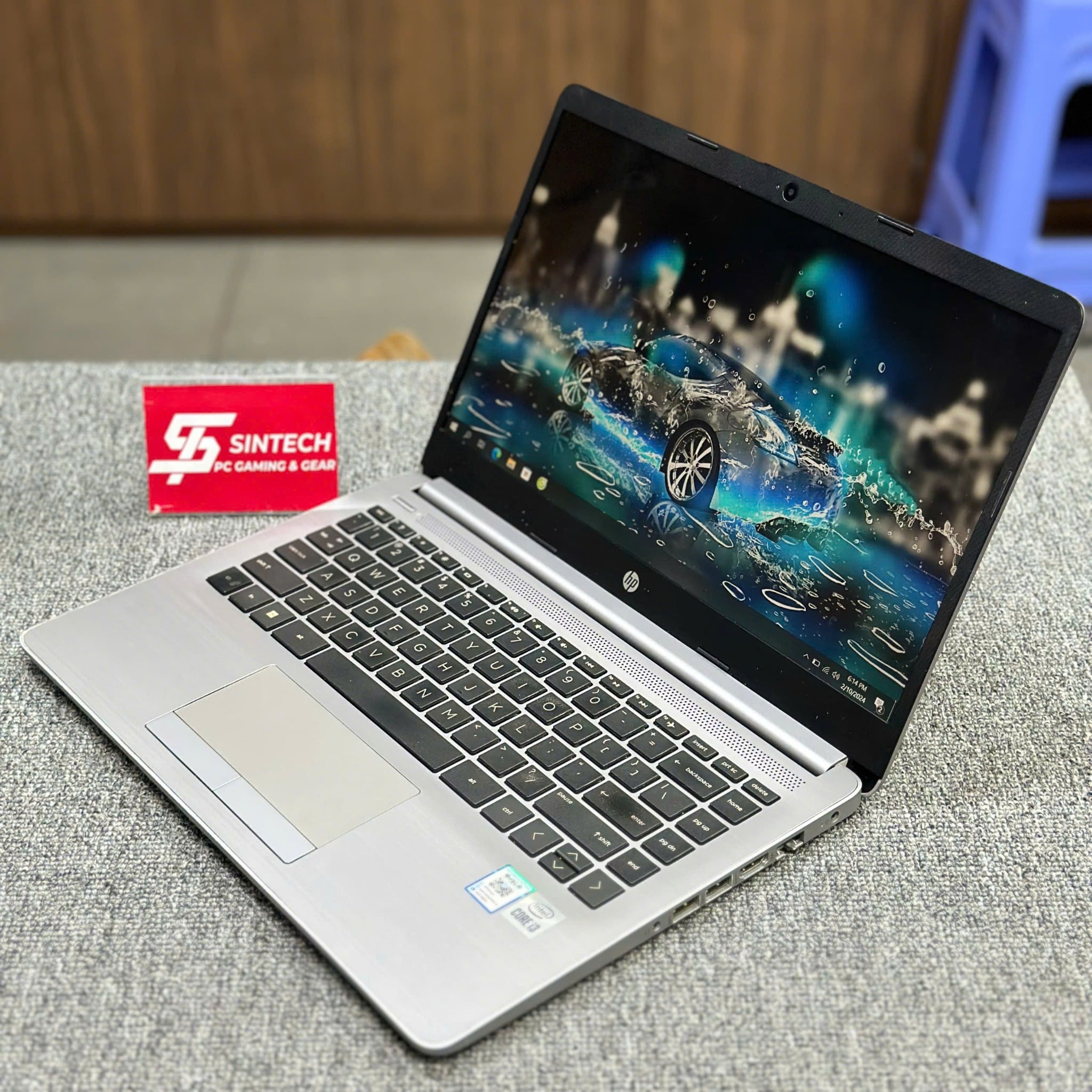 Laptop HP 240 G8 cũ cạnh bên Laptop HP 240 G8 cũ cạnh bên