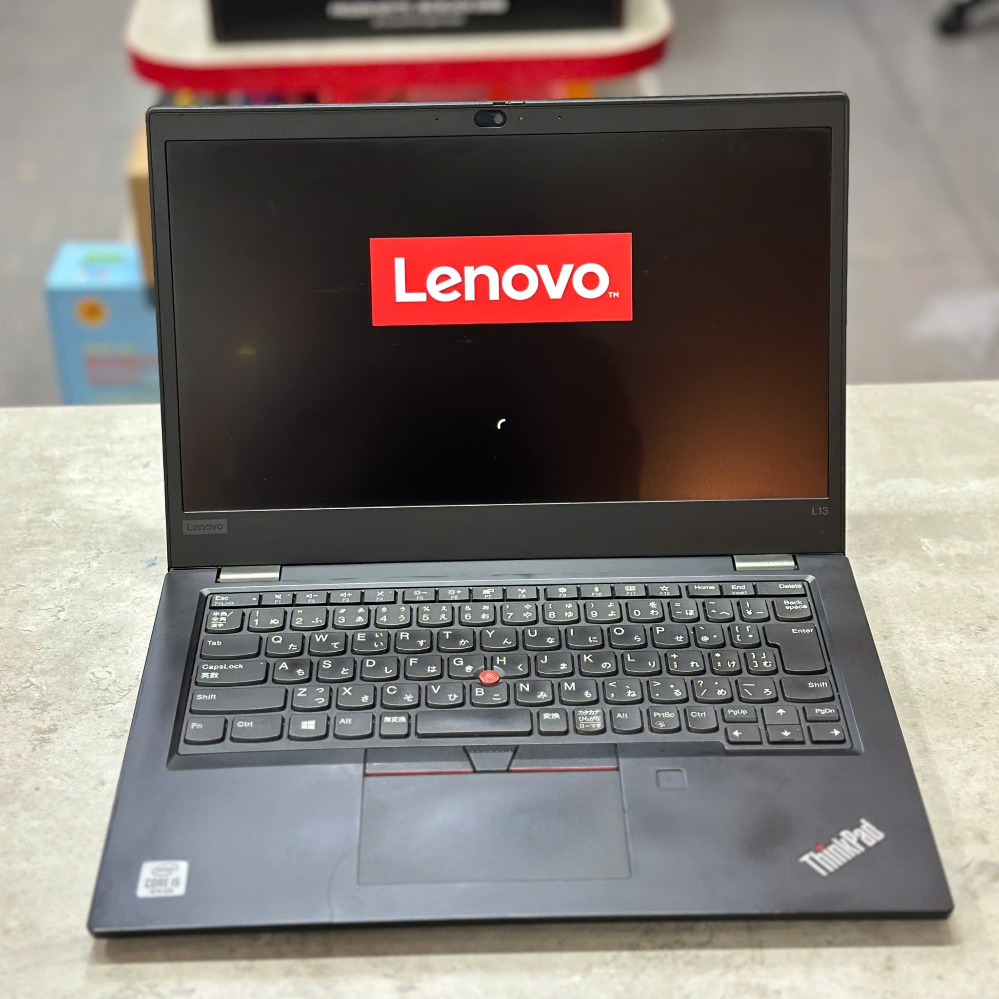 Laptop Lenovo Thinkpad L13 Laptop Lenovo Thinkpad L13 màu đen gọn gàng