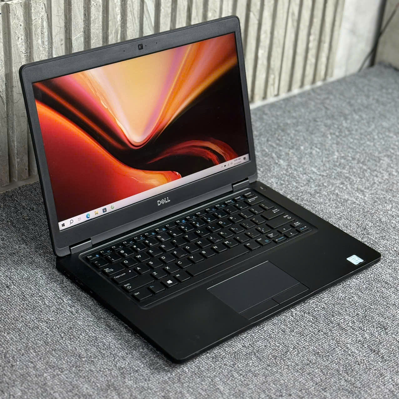 Màn hình DELL Latitude E5480 DELL Latitude E5480 màn hình 14.1 inch Full HD