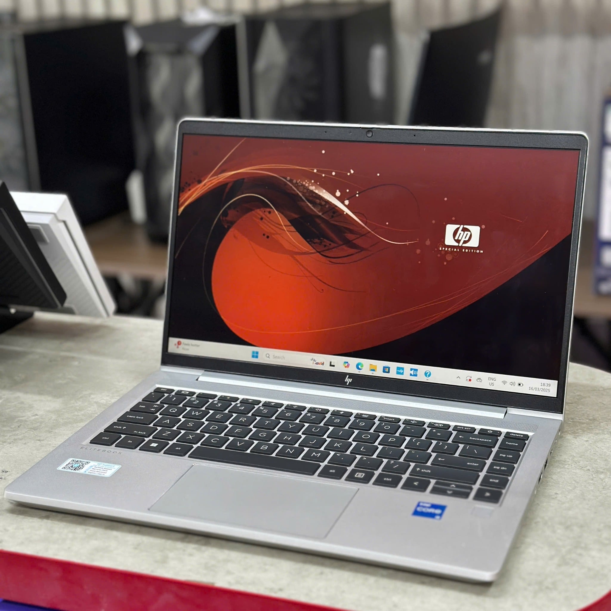 Laptop HP EliteBook 640 G10 873G4PA (Intel Core i5-1335U | 16GB | 512GB | Intel Iris Xe | 14 inch FHD Cảm ứng| Win 11 | Bạc)