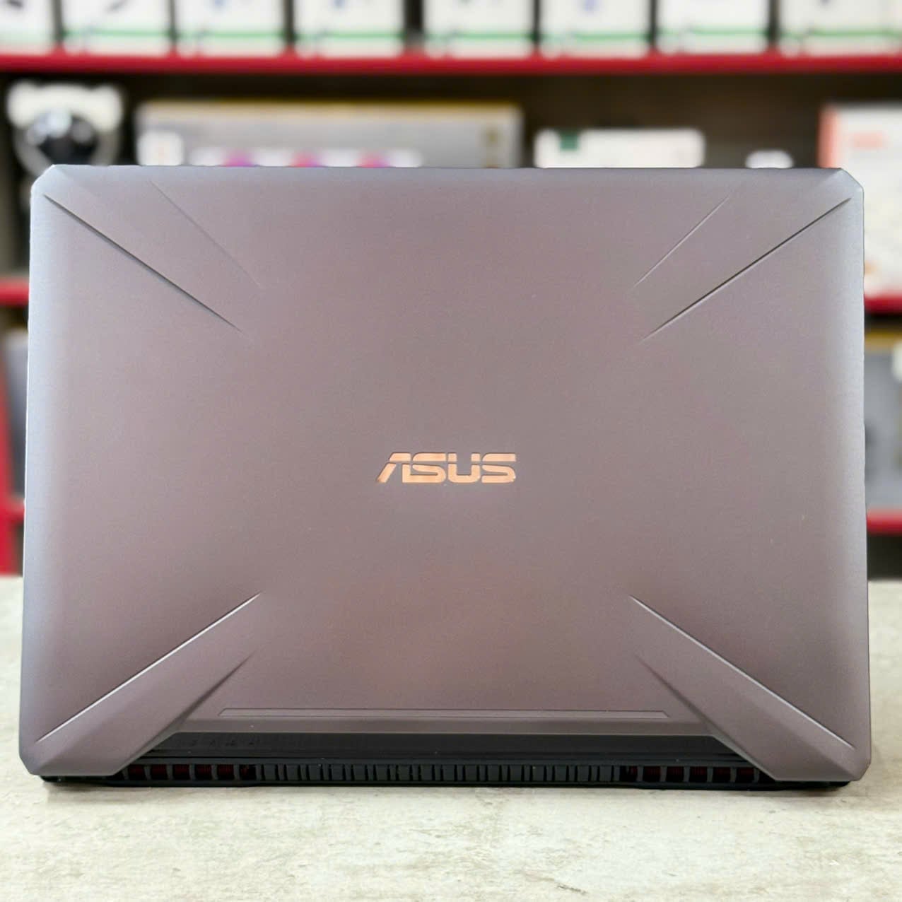 Thiết kế Asus TUF Gaming FX505DT-AL003T