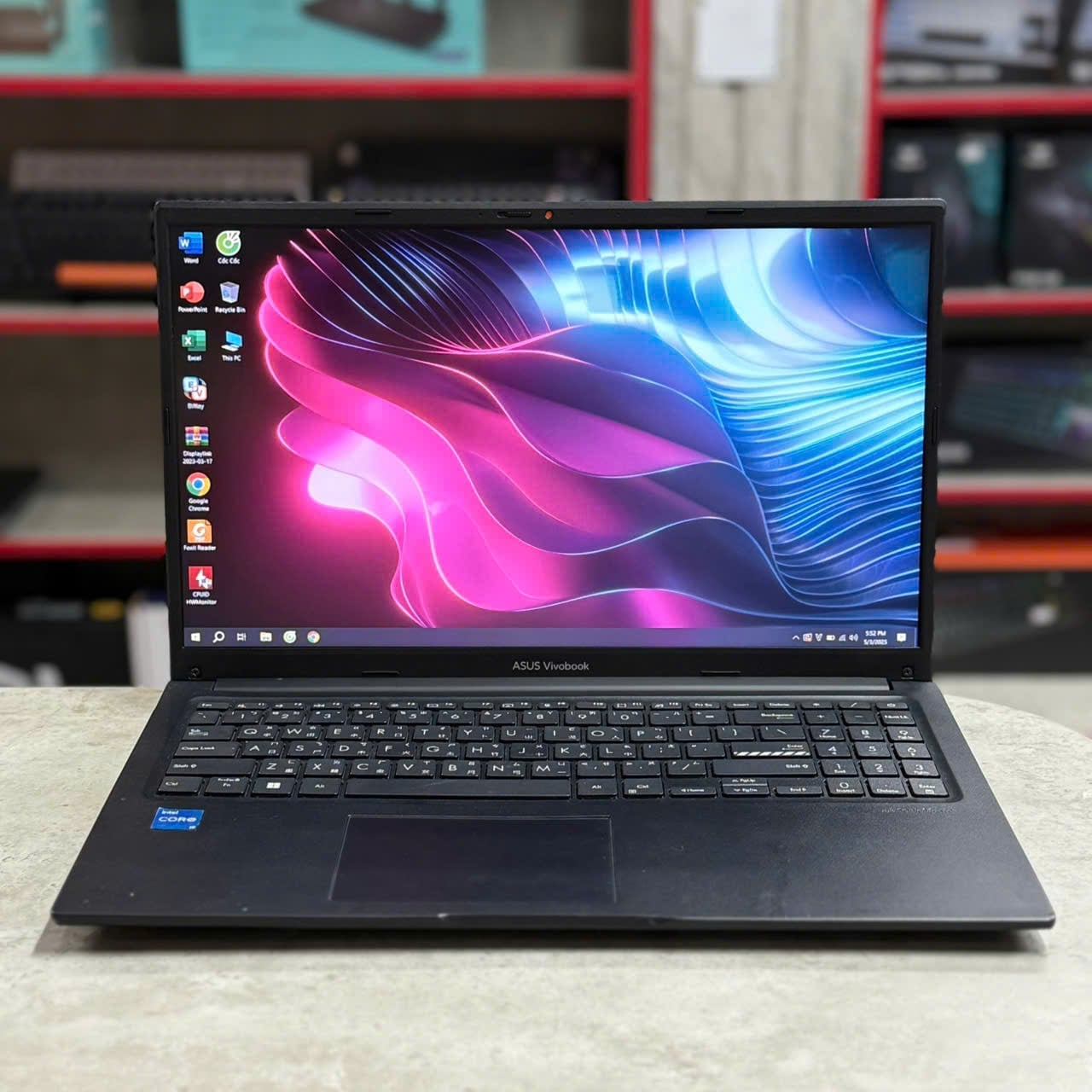 Laptop Asus Vivobook 15 X1504ZA-NJ517W cũ đẹp Laptop Asus Vivobook 15 X1504ZA-NJ517W cũ đẹp màu bạc