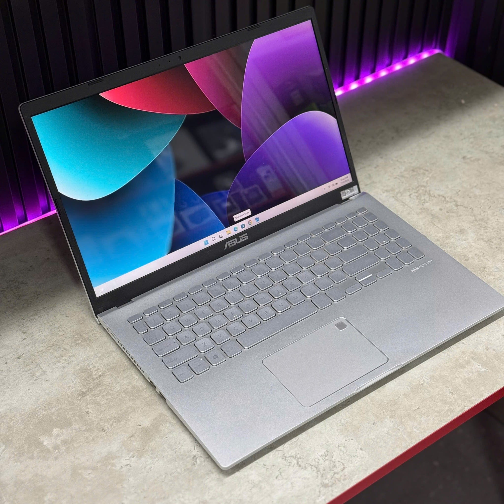 Laptop Asus Vivobook X509JP thiết kế gọn nhẹ