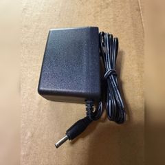 Adapter 5V-2A Chui Nhỏ 3.5x2.1mm Cho Camera IP, Box Android, Switch