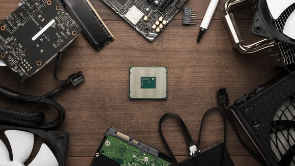 Cách chọn CPU, RAM và SSD cho dễ chốt