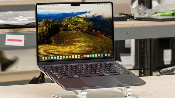 MacBook Air - Khi nào nên chuyển sang MacBook Pro hoặc laptop Windows?