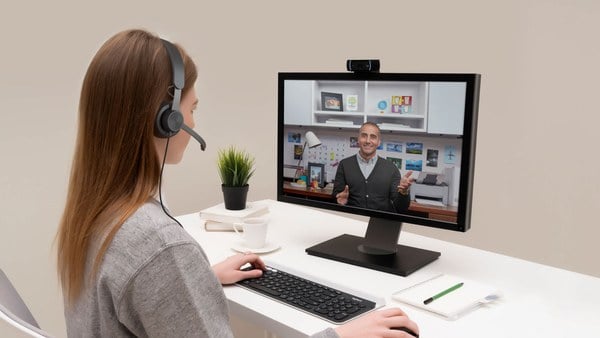 PC Học Tập Online - Webcam, mic và loa cần kiểm tra từ đầu