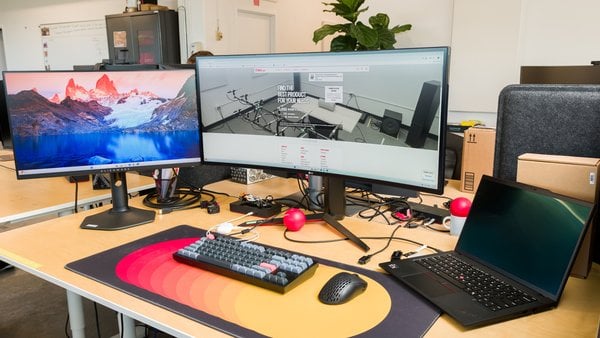 PC Video Editing - Màn hình và lưu trữ ảnh hưởng lớn đến workflow