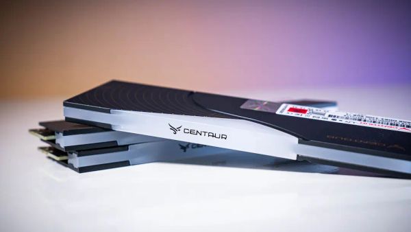 RAM CENTAUR Ragnarok Pro RGB 8GB DDR4 3200 Đen