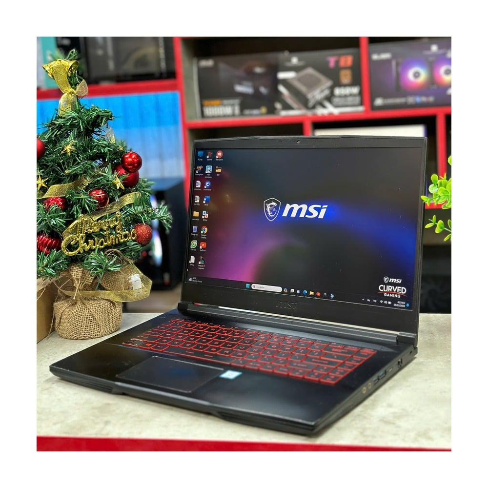 Laptop MSI GF63 8RD-242VN Cũ Đẹp