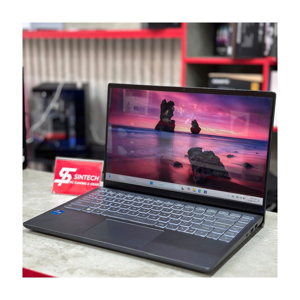 Laptop MSI Modern 14 B11MOU (Intel i7-1195G7, 8GB, 512GB, 14 inch) Cũ Đẹp