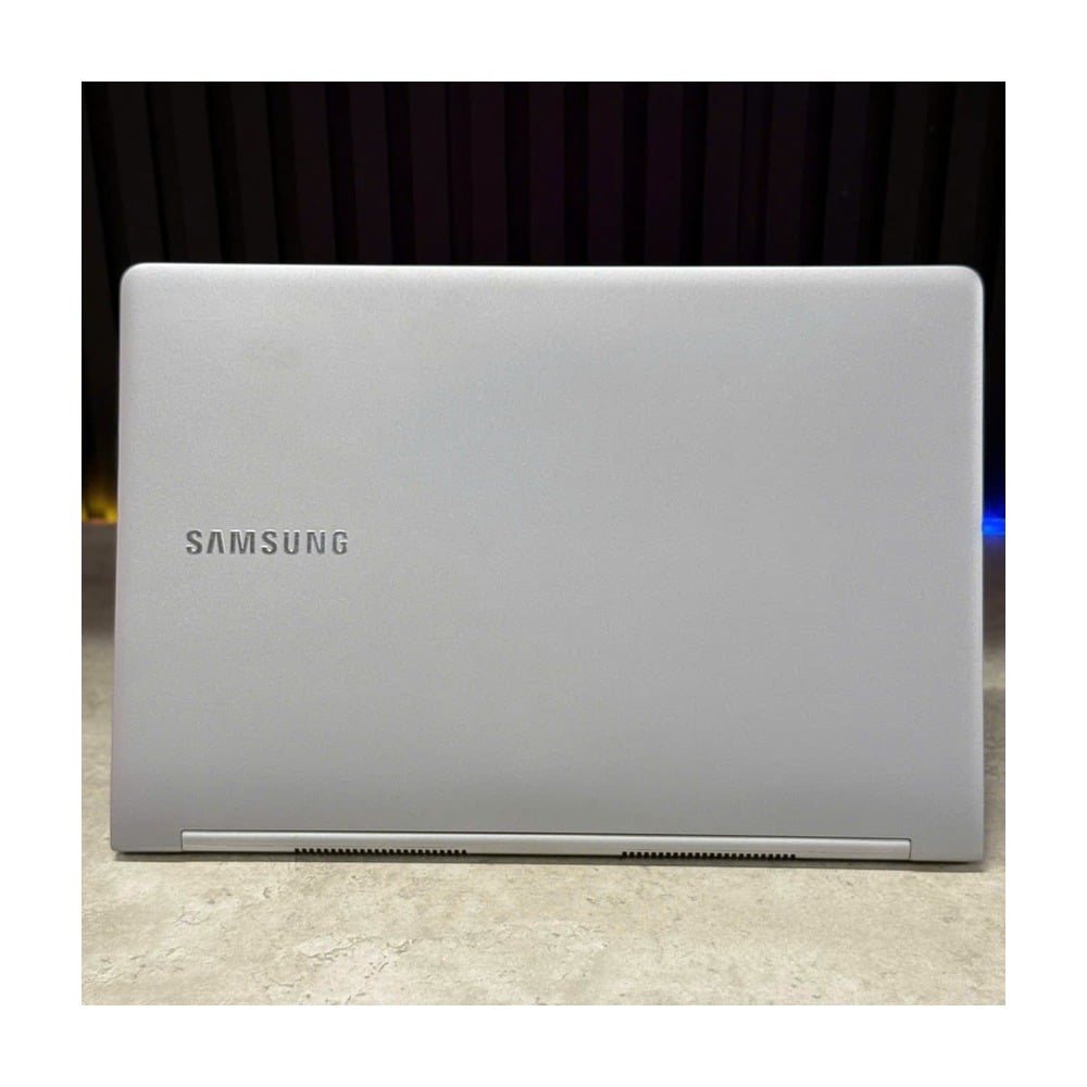 Laptop Samsung 900X5L-U02 Cũ Đẹp (i5 6200U/8GB/512GB/15"/FHD)