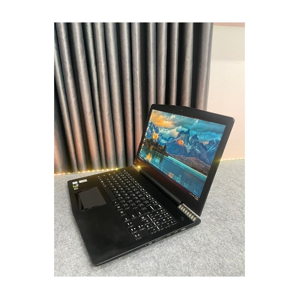 Laptop Gaming Lenovo Y520 15IKBN (i5 7300HQ/16GB/256GB/GTX 1050/15.6 inch/Full HD/IPS)