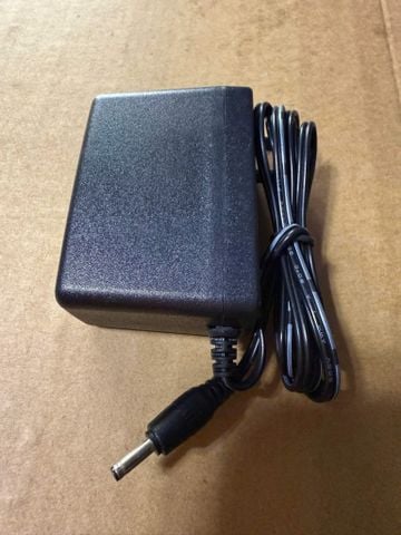 Adapter 5V-2A Chui nhỏ dùng cho camera IP, box android, swicth (3.5*2.1mm)
