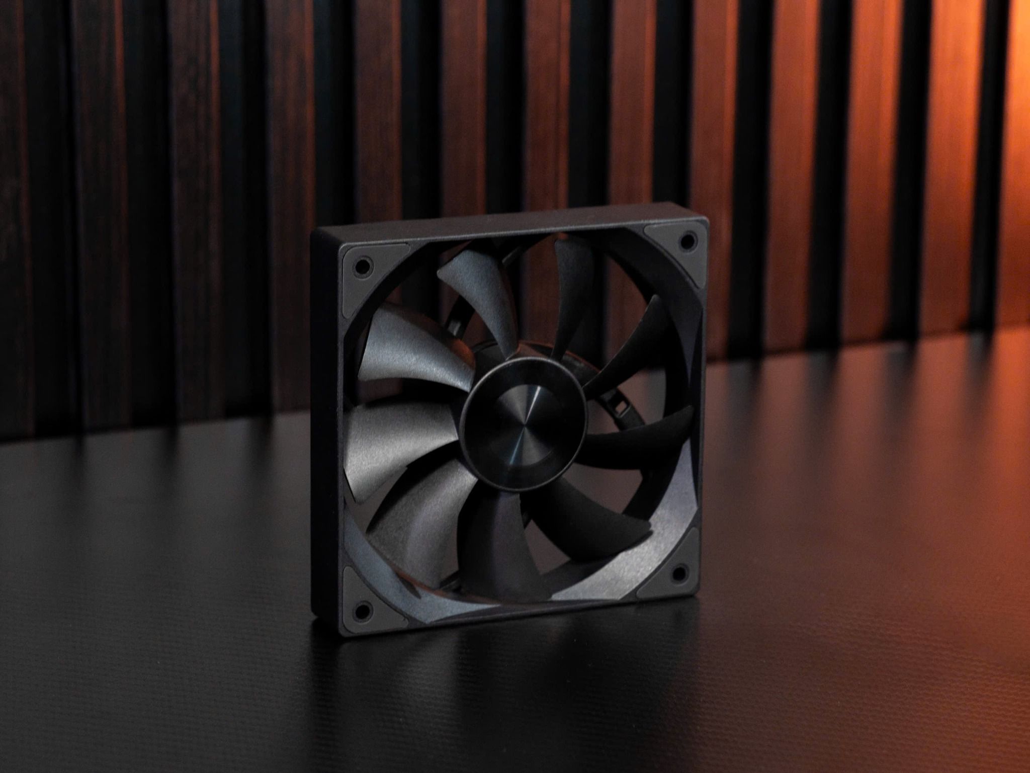 Fan Case Leopard F12 Không LED màu đen phụ kiện lắp đặt
