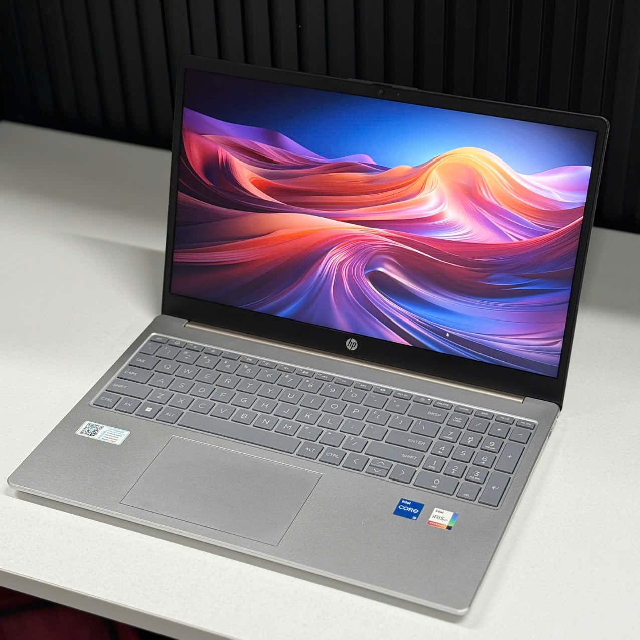 Laptop HP 15-fd0234TU 9Q969PA (i5-1334U | 16GB | 512GB | Intel UHD | 15.6' FHD | Win 11)