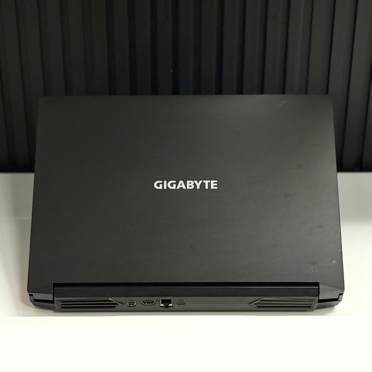 Laptop Gigabyte A5 K1-AVN1030SB (R5 5600H, Ram 16GB, SSD 512GB, RTX 3060 6GB, 15.6 inch FHD IPS 144Hz)