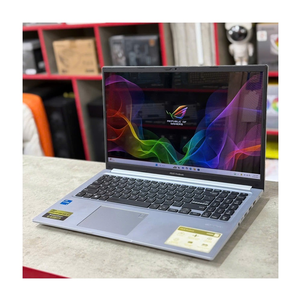 Laptop ASUS Vivobook 15 X1502ZA-BQ127W (i5 1240P/8GB/512GB/15.6"/Full HD)
