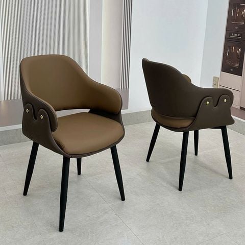 Mặt nệm da công nghiệp cao cấp, chân sắt sơn tĩnh điện Ghế Ăn Cao Cấp VNGA01