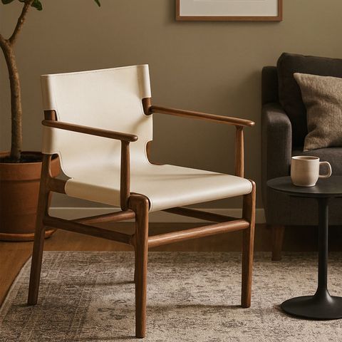 ghế da yên ngựa có tay vịn khung gỗ