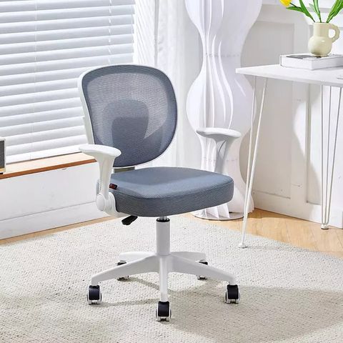 Ghế học sinh lưng lưới chân sao nhựa trắng