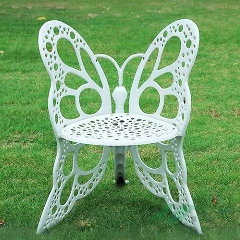 ghế nhôm đúc ngoài trời hình con bướm độc đáo