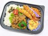  09月08日（火）：みんな大好き★『 牛焼き肉 』『 エビフライ弁当 』＆ ミートソーススパゲティ   (バナナケーキ付) 