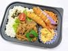  09月08日（火）：みんな大好き★『 牛焼き肉 』『 エビフライ弁当 』＆ ミートソーススパゲティ   (バナナケーキ付) 