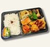  Hộp cơm đặc biệt theo yêu cầu (Thịt bò sukiyaki, Tempura, Cá basa tẩm bột chiên, Cá hồi nướng, Tôm sốt chua ngọt, Gà karaage...) 
