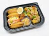  06月04日（木）：あじさい　いなり寿司と鶏の唐揚げ・肉じゃが弁当     （エクレア付） 