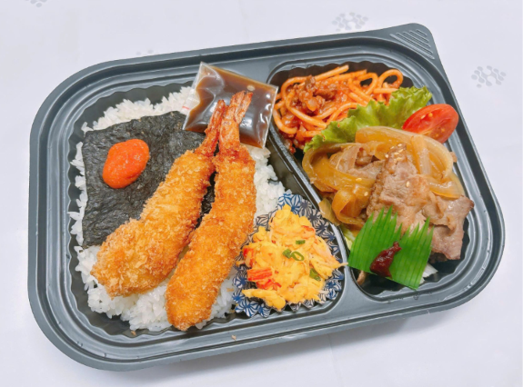  07月07日（火）： 七夕☆彡『エビフライ』『牛焼肉 ^^』『ミートソーススパゲティ』　 （バナナケーキ付） 