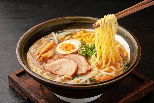  背油こく味噌ラーメン / Mỳ ramen miso Nhật đặc biệt (không cay) 