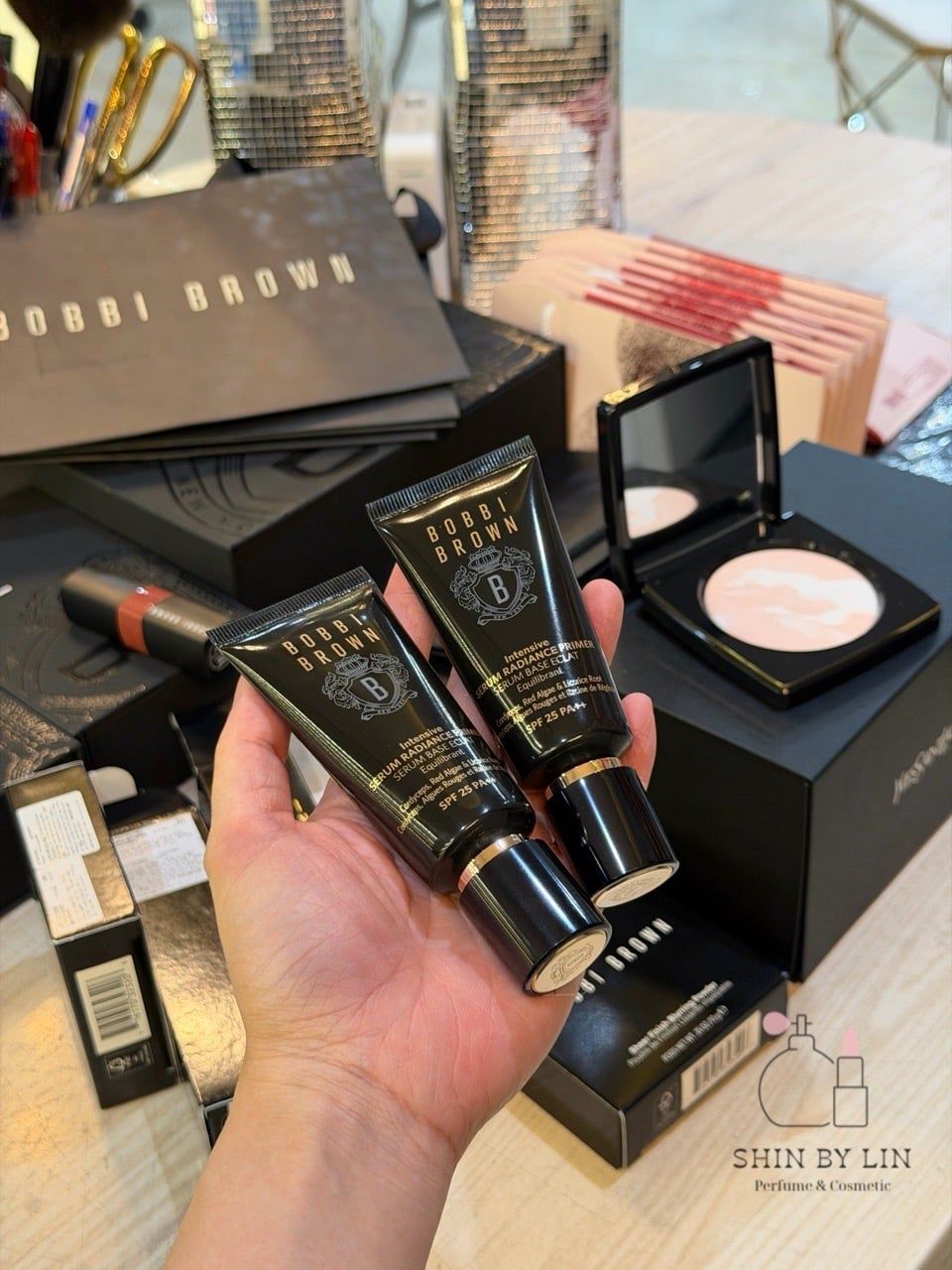 Kem Lót Bobbi Brown Intensive Serum Radiance Primer SPF 25 PA++ 40ML 