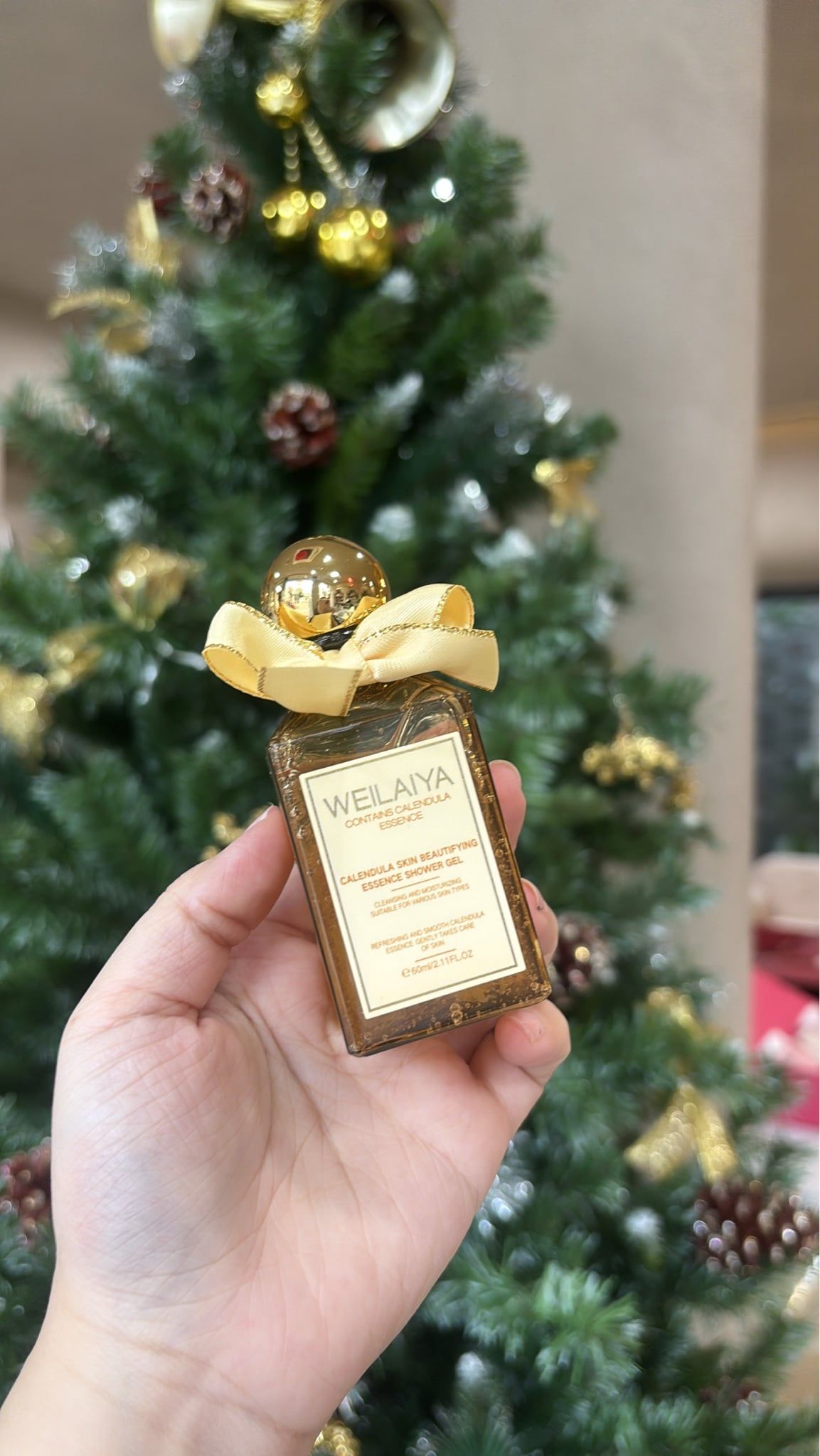  Sữa Tắm Cánh Hoa Cúc Weilaiya Calendula Skin Beautifiyng Essence Shower Gel 60ml 