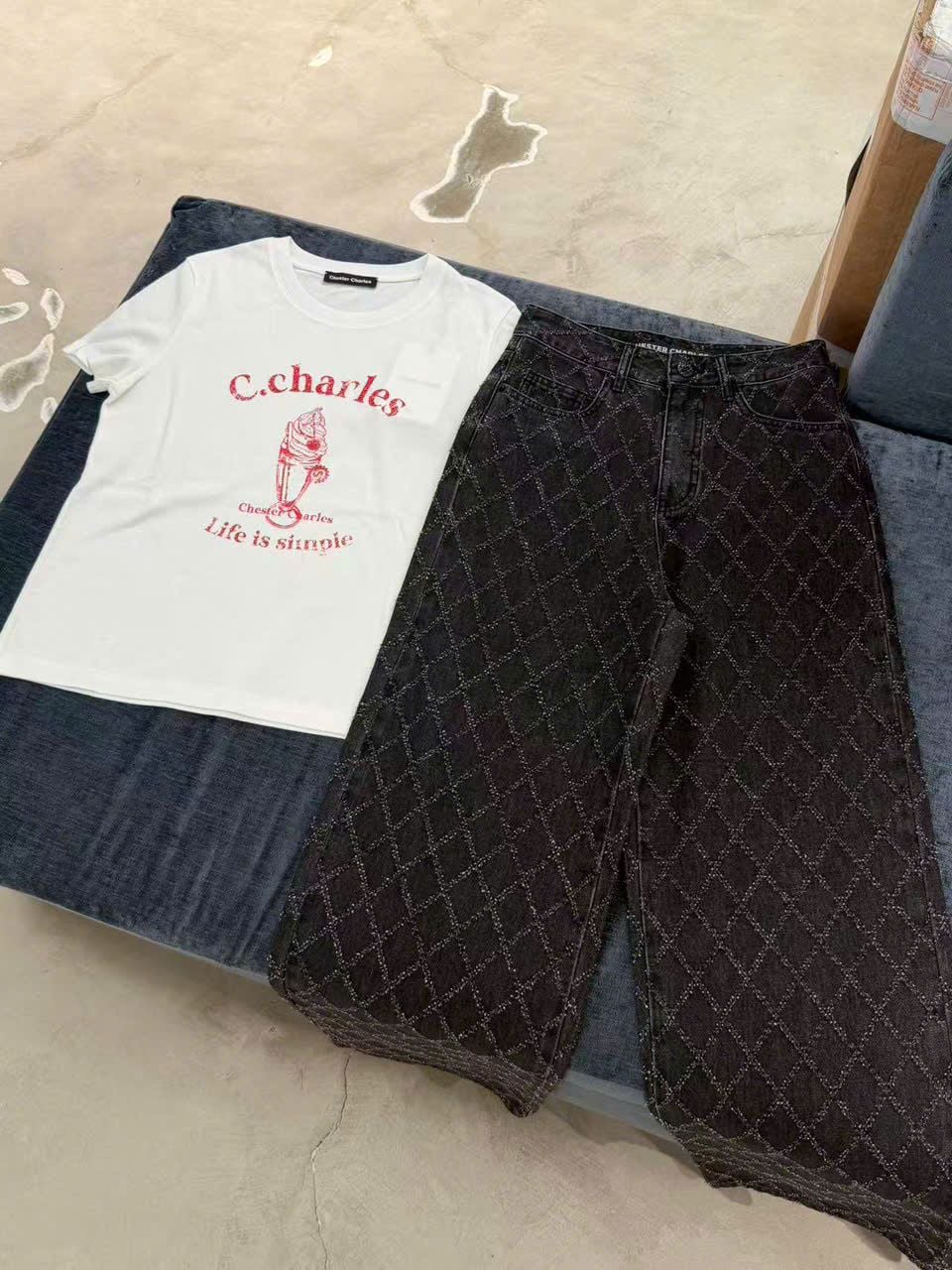  Áo T-shirt Trắng in hình ly kem chữ đỏ 