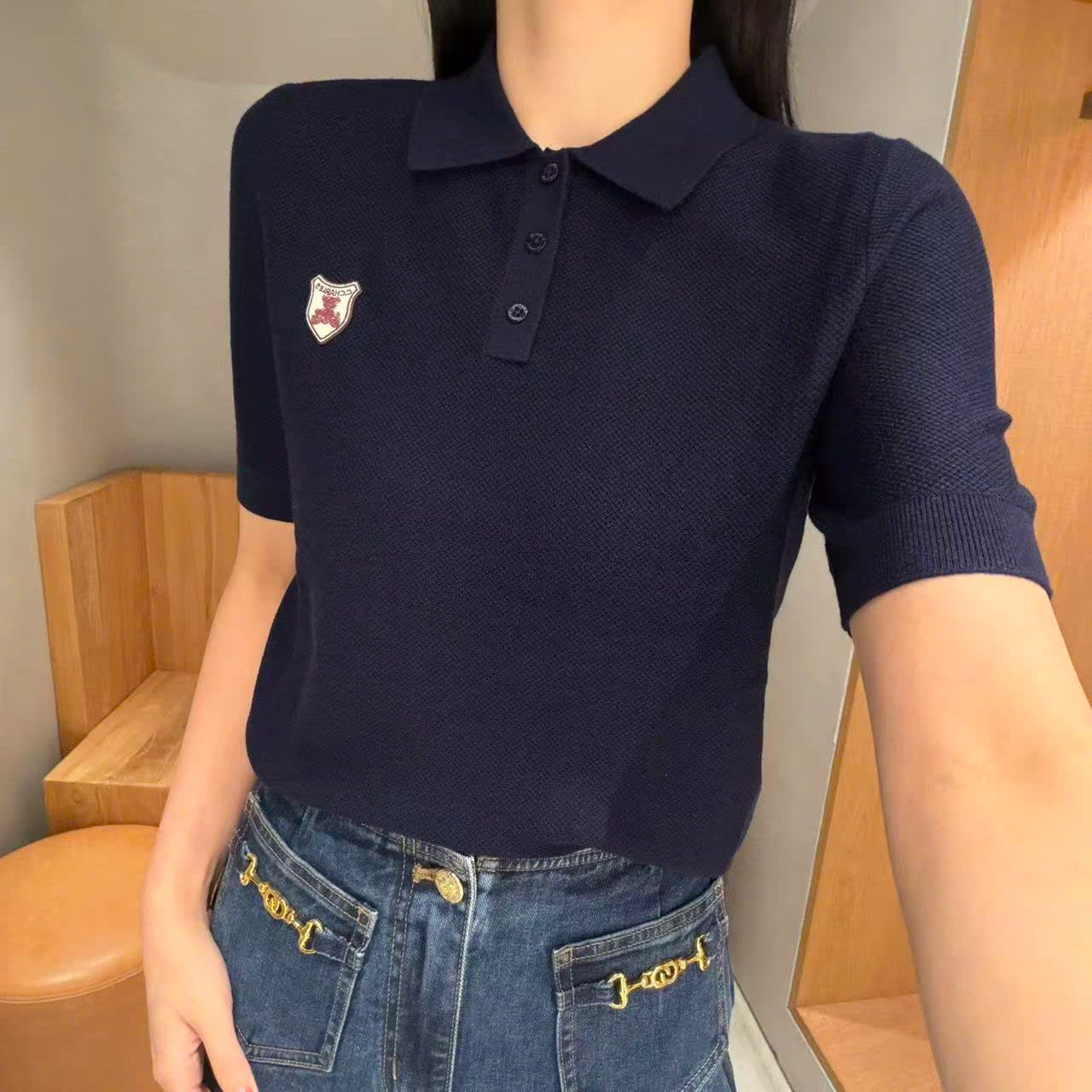  Áo polo xanh navy logo huy hiệu 